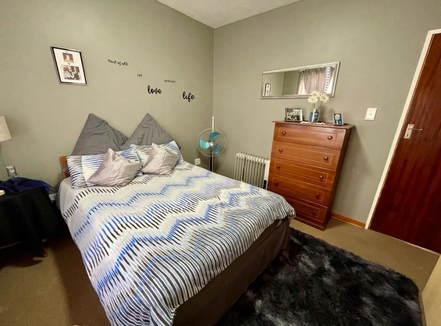 2 Bedroom Property for Sale in Pellissier Free State